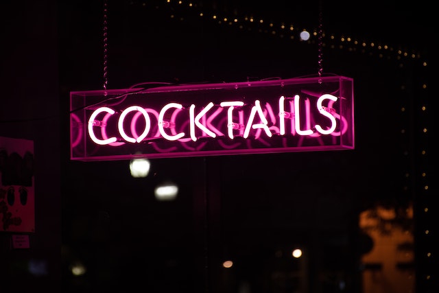 pexels-brett-sayles-1260705.jpg
